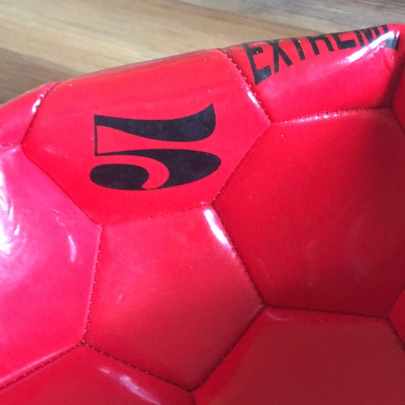 Champion Sports Extreme Red soccer ball - Picture 3 of 3